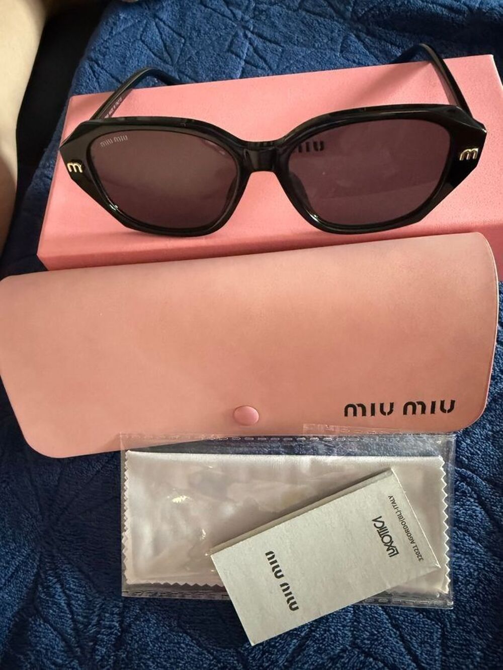 Lunette miu miu tt neuves Bijoux et montres