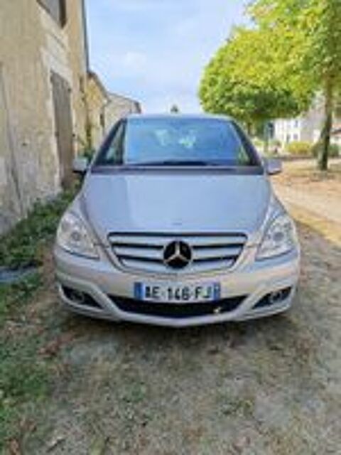 Classe B Classe b 180 cdi 2009 occasion 17170 La Laigne