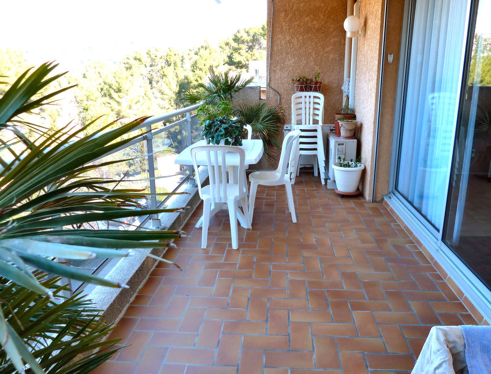 Vente Appartement APPARTEMENT STANDING  4-5 PIÈCES ± 115m2 A CARNOUX 13470 Carnoux-en-provence
