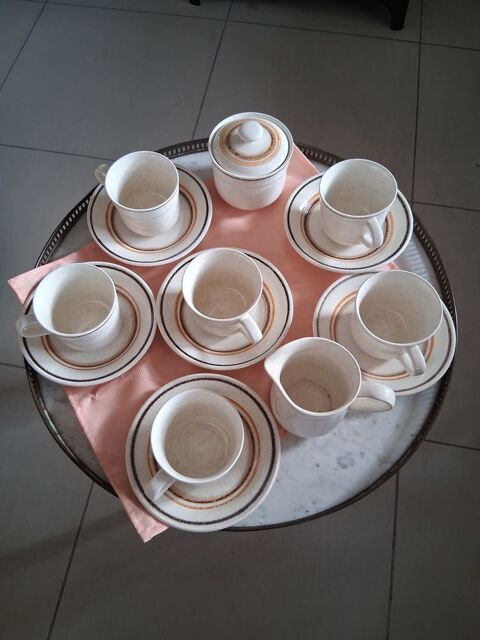 Service  Caf / Djeuner Veristone Oneida 30 Brviandes (10)