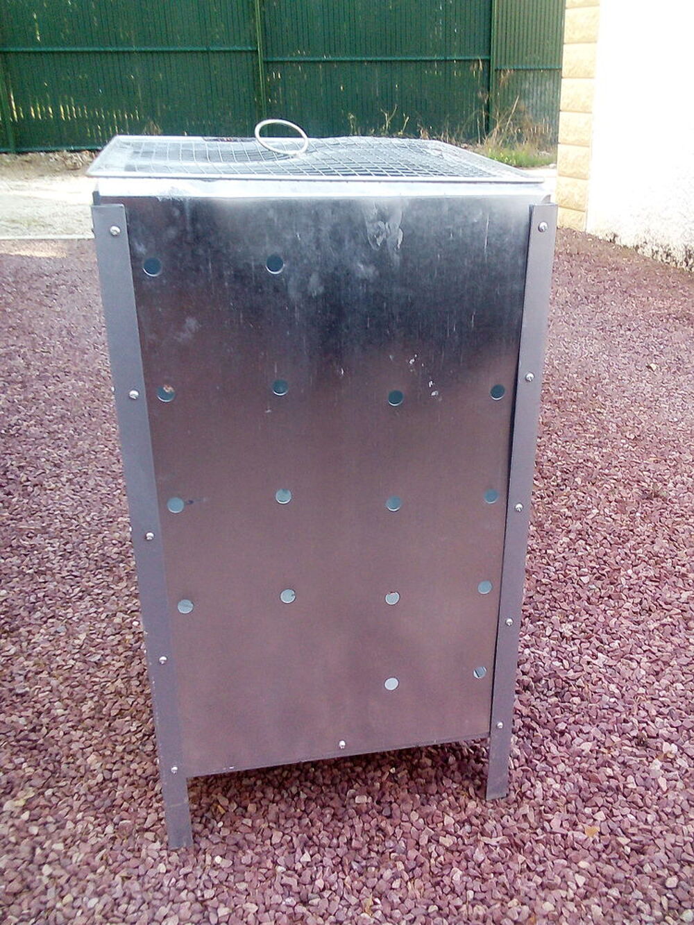 incin&eacute;rateur de jardin Jardin