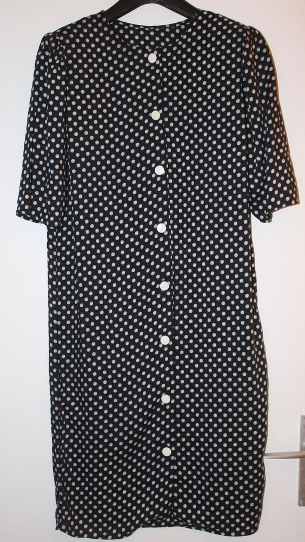 Robe noire &agrave; pois blancs Vintage - taille 38/40 Vtements