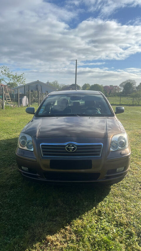 Toyota avensis verso avensis