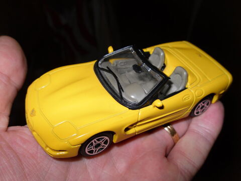 Corvette Chevrolet jaune Mtal,Burago Italy 10,4cm 10 Neuville-de-Poitou (86)