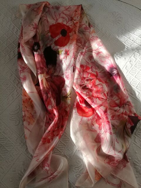 Foulard multicolore Paris 13 (75)