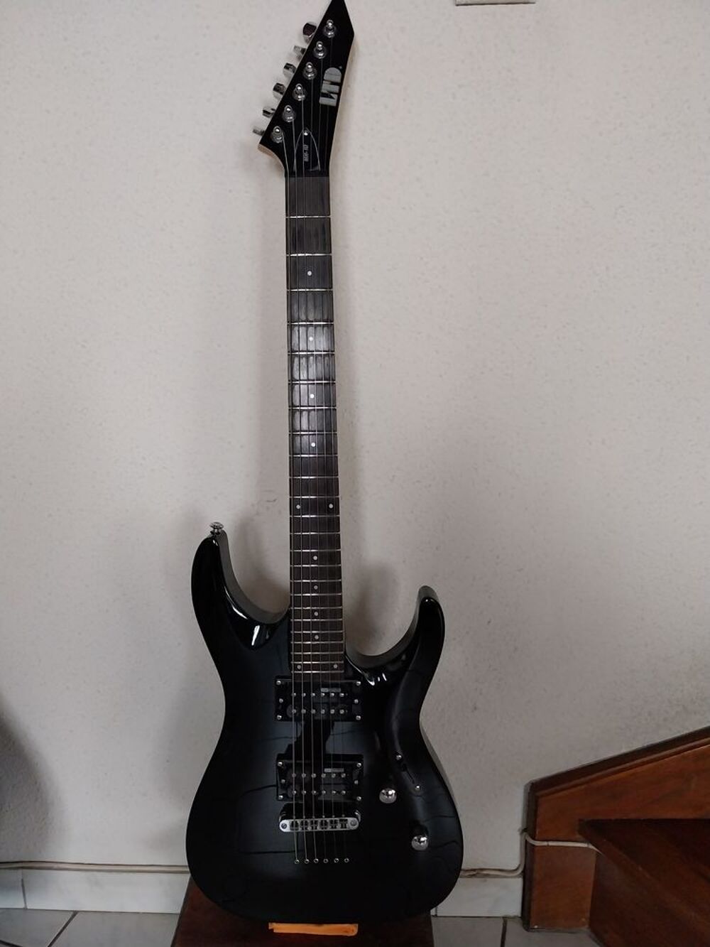 guitare &eacute;lectrique Instruments de musique