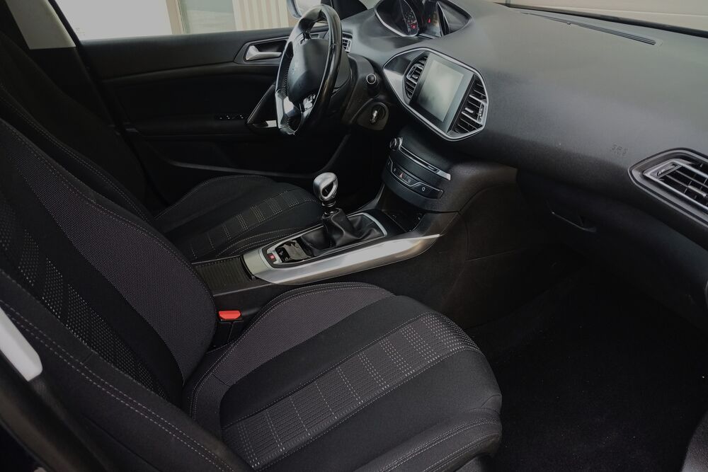 308 SW 2.0 BlueHDi 150ch S&S BVM6 Allure 2016 occasion 31140 Aucamville