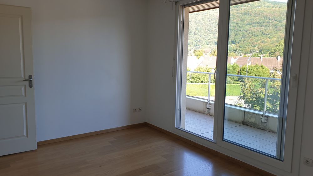 Location Appartement LoueT2 50 m2 + balcon 15 m2 EYBENS Eybens
