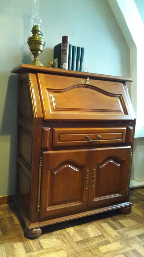 Bureau en bois avec abattant et rangement 40 Marquette-lez-Lille (59)