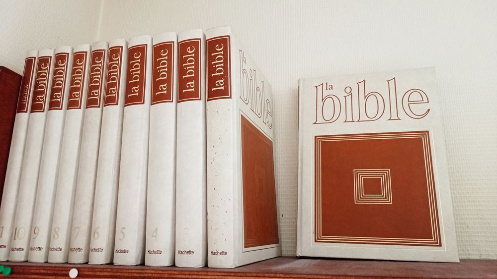 Bible 11 volumes Meubles