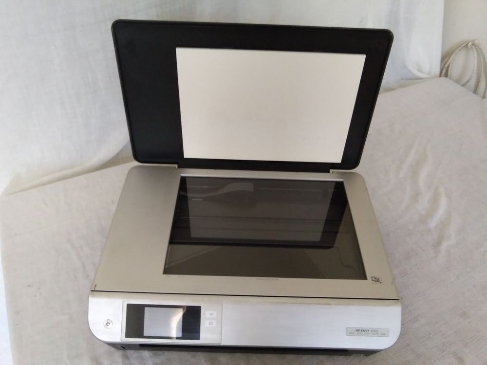 Imprimante HP Envy 5530 Matériel informatique