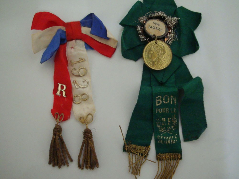 Cocarde de conscrit,objet anciens militaires. 