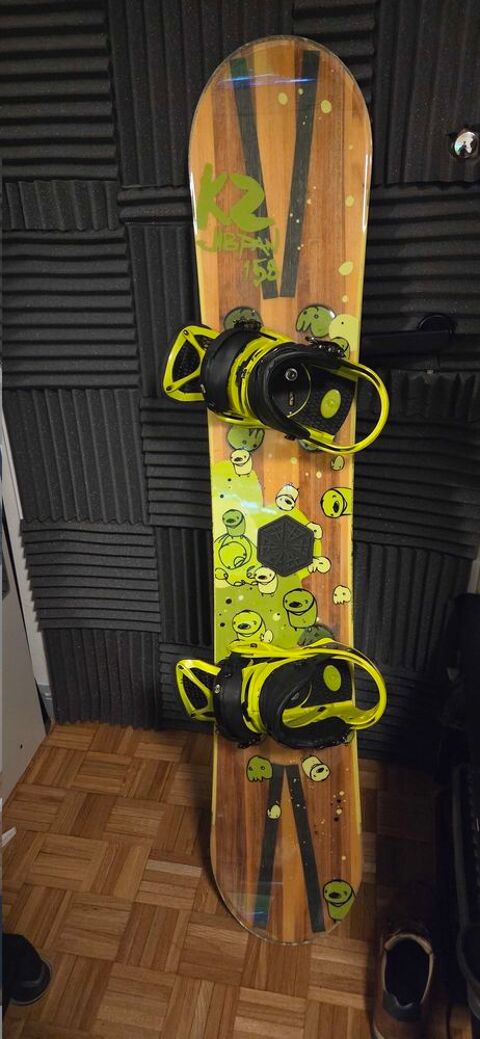 Une planche de snowboard K2 Jiban est à  vendre, une pièce en édition limitée 250 Collonges-sous-Salève (74)