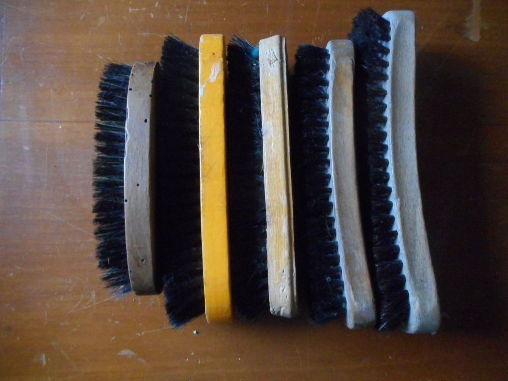 Saisissez le titre de votre objet.Lot de 5 anciennes brosses Bricolage