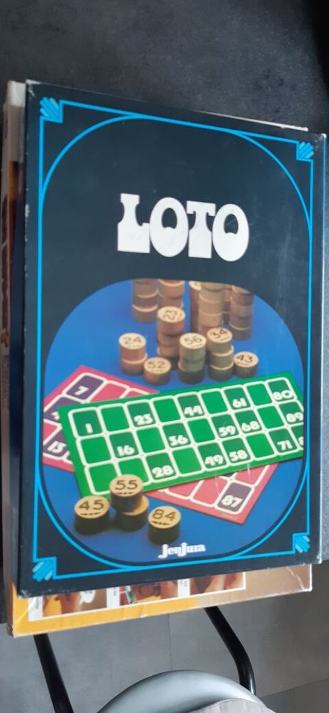 Jeu de loto 12 Louhans (71)