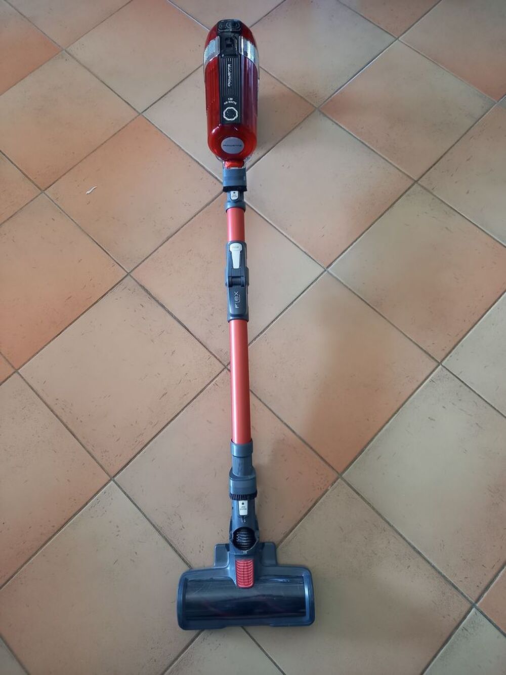 Aspirateur balai rowenta x force flex 11.50 Electroménager