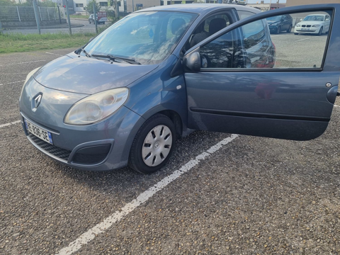 Renault twingo ii 1.2 60 eco2