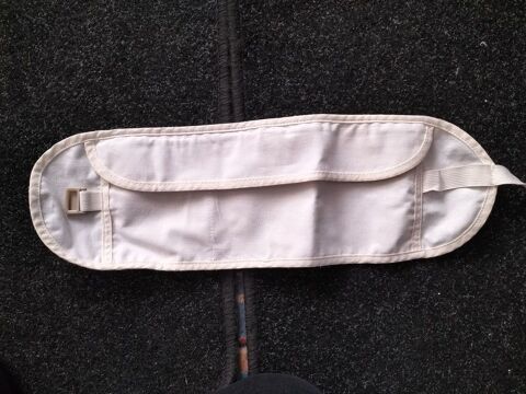 Ceinture porte-billets 8 Tassin-la-Demi-Lune (69)