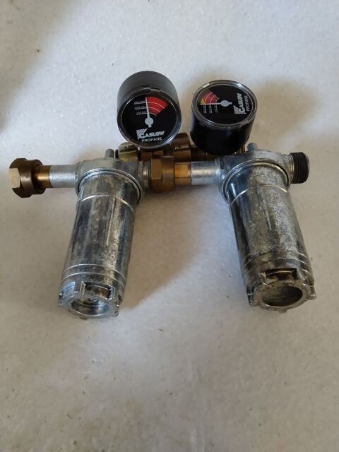 Jeu de filtres propane et manomètre 40 Tergnier (02)