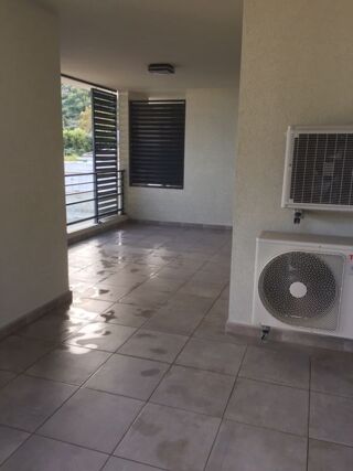  Appartement à louer 3 pièces 64 m²