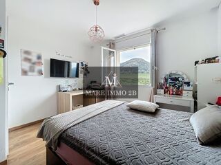  Villa  vendre 6 pices 210 m