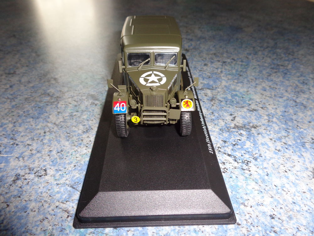 Voiture militaire humber fwd hu 