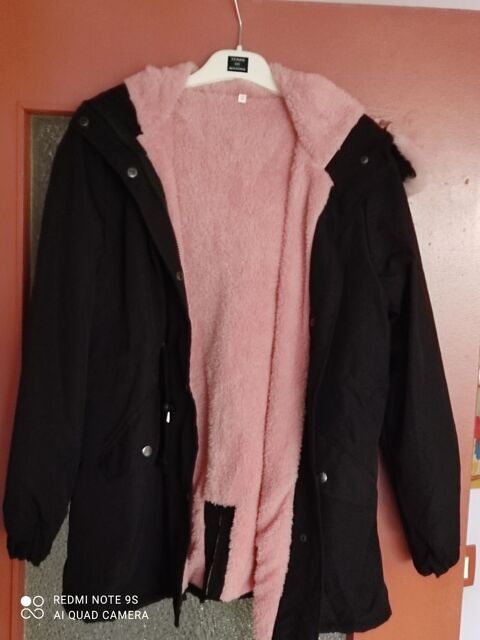 manteau taille 38.
10 Anglet (64)