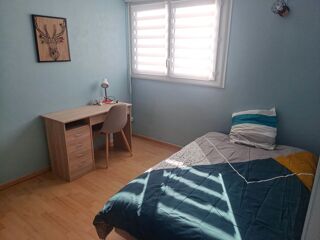  Appartement à louer 4 pièces 70 m² Cholet