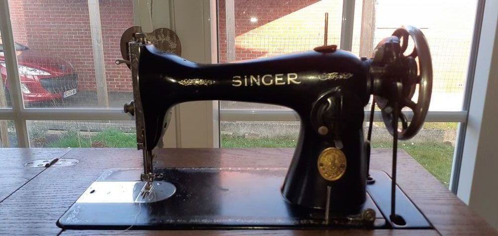 MACHINE A COUDRE SINGER 1938 N&deg; DU MODELE 15B88F80 
