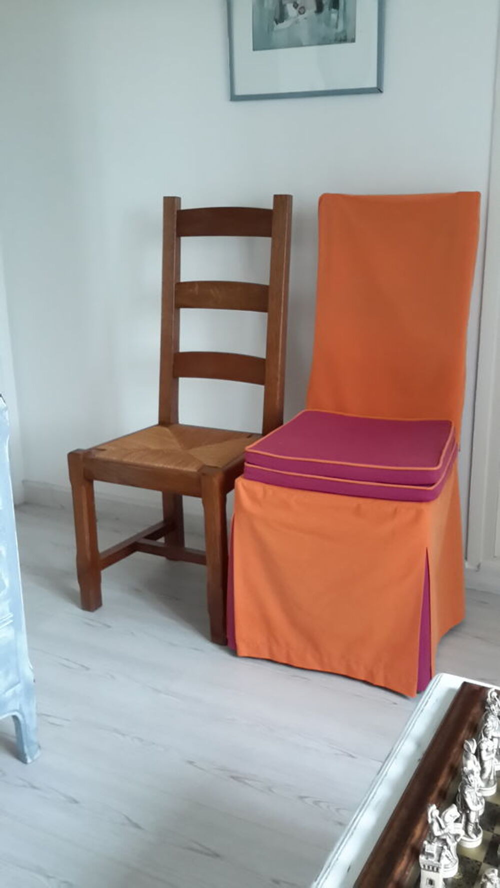3 chaises et banc Meubles
