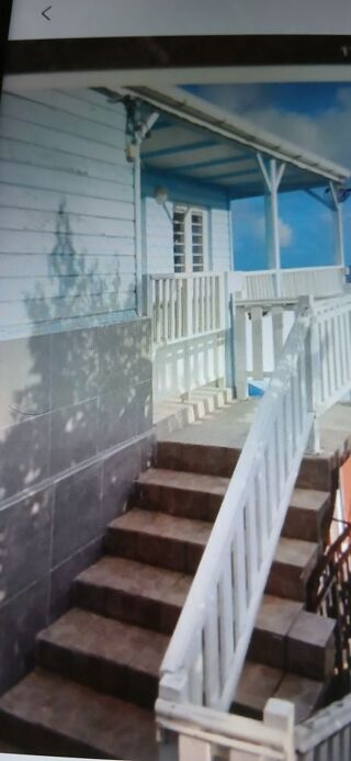  Villa à louer 4 pièces 110 m² Le marin