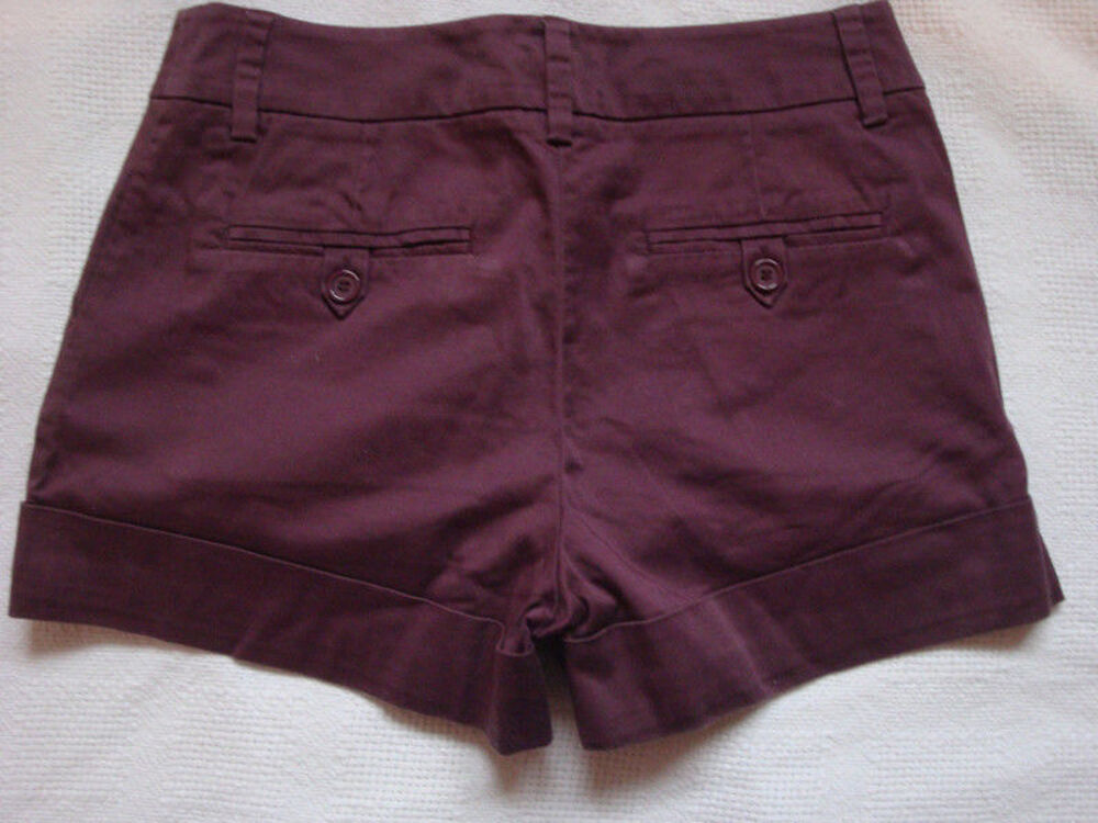 Short Bordeaux Vêtements