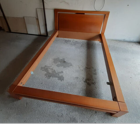 Lit contemporain entourage et t�te de lit bois orme 140x190 250 Saint-Martin-d'H�res (38)