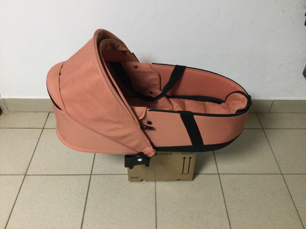 Couffin Pu�riculture