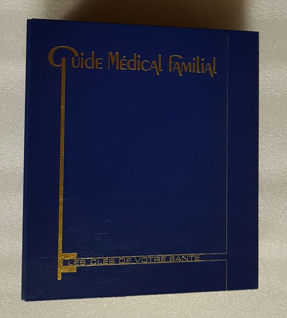 Guide m&eacute;dical familial Livres et BD
