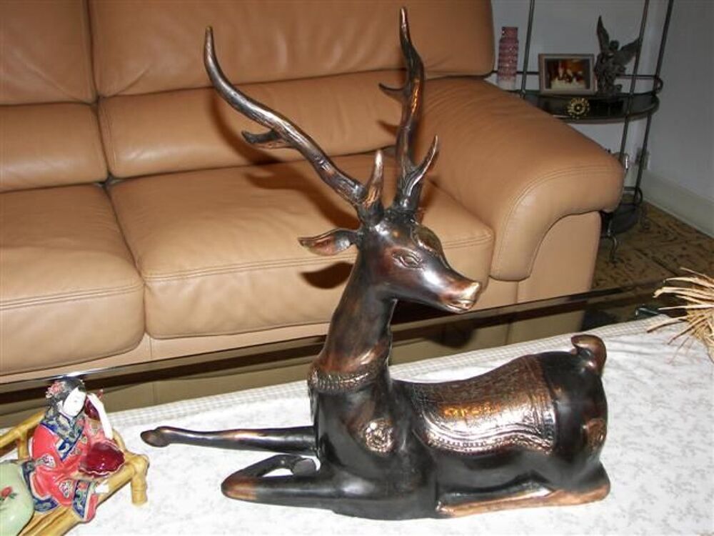 Jeune cerf en bronze Décoration