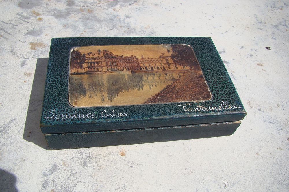 Ancienne bo&icirc;te Leprince Confiseur Fontainebleau 1920 - 1930 