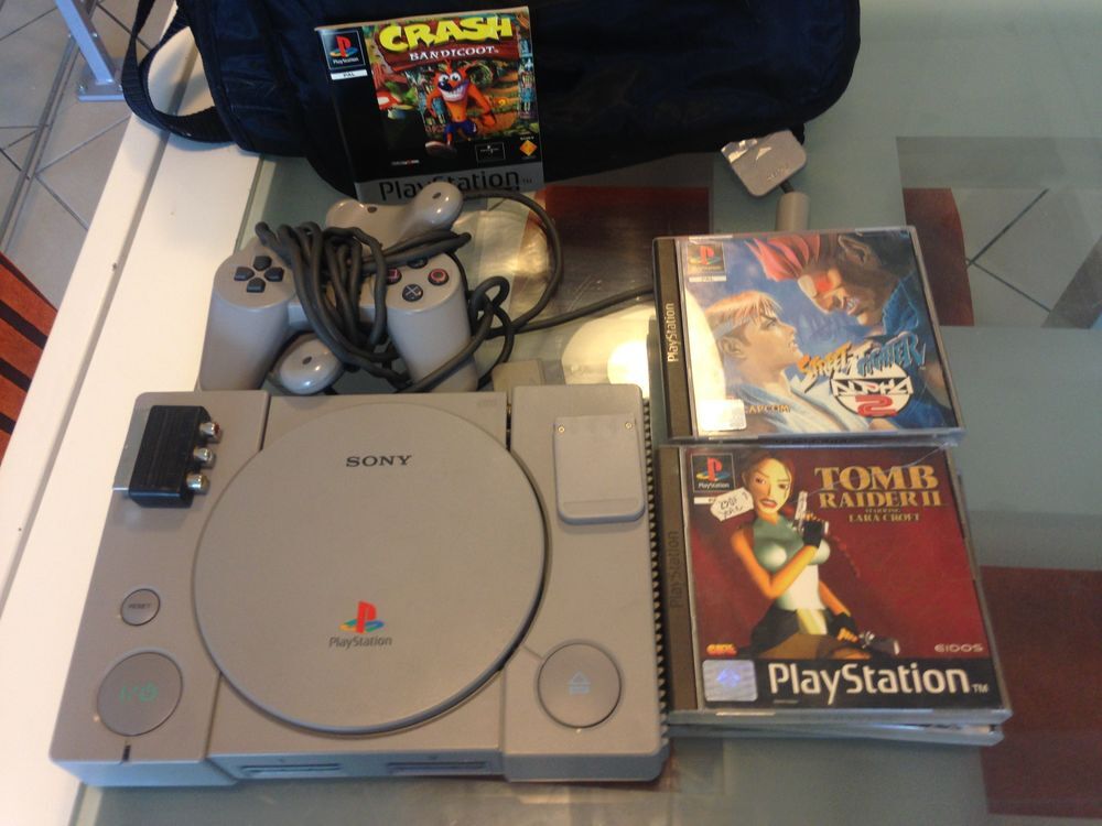 playstation 1 +6jeux Consoles et jeux vidéos