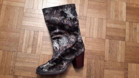 BOTTES DESIGUAL FEMME TAILLE 41 multicolores occasion 60 Nice (06)