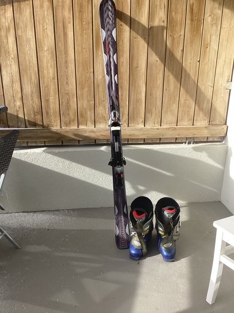 skis de piste Atomic 90 Valbonne (06)