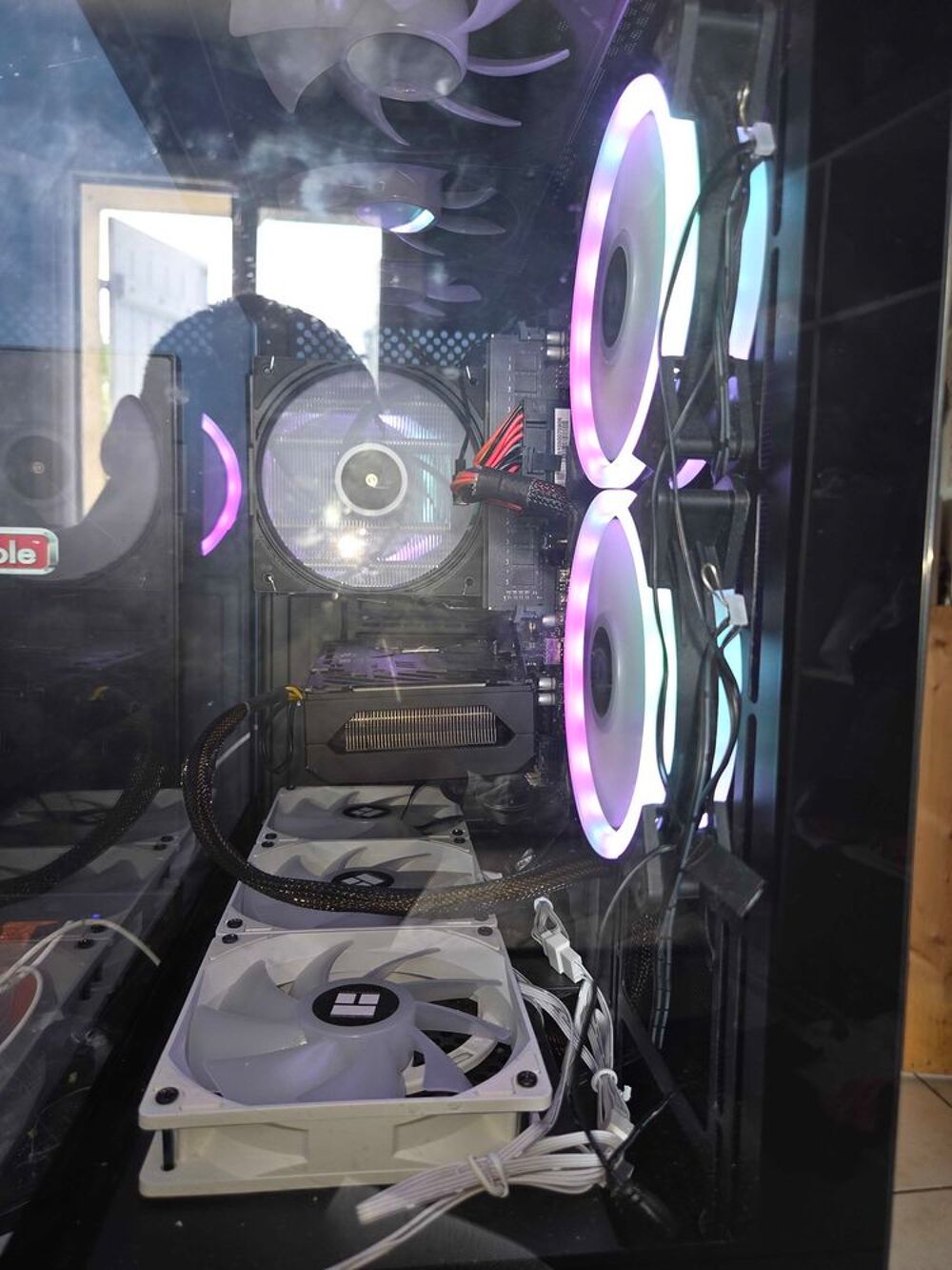 pc fixe Consoles et jeux vidéos