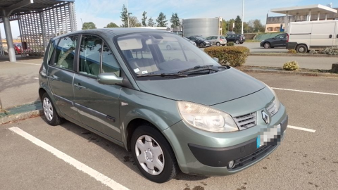 Renault scenic ii Scenic 1.6 16V Confort Authentique