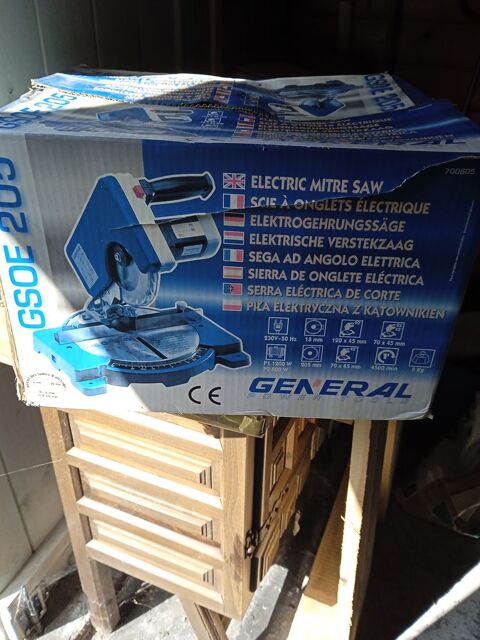 scie a onglets �lectrique plus scie manuelle 60 Hoymille (59)