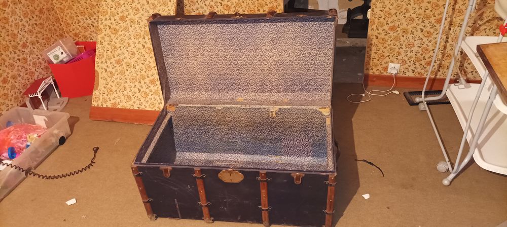 Malle ancienne Meubles