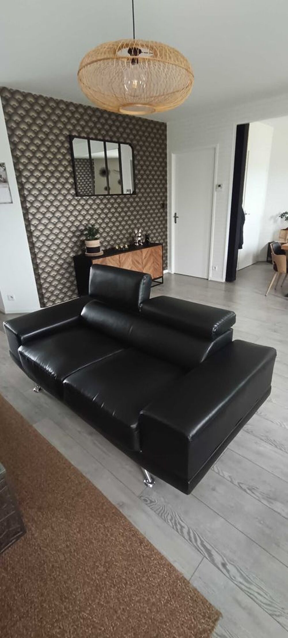 2+canap&eacute;s+cuir+noir+t&ecirc;ti&egrave;re+amovible Meubles