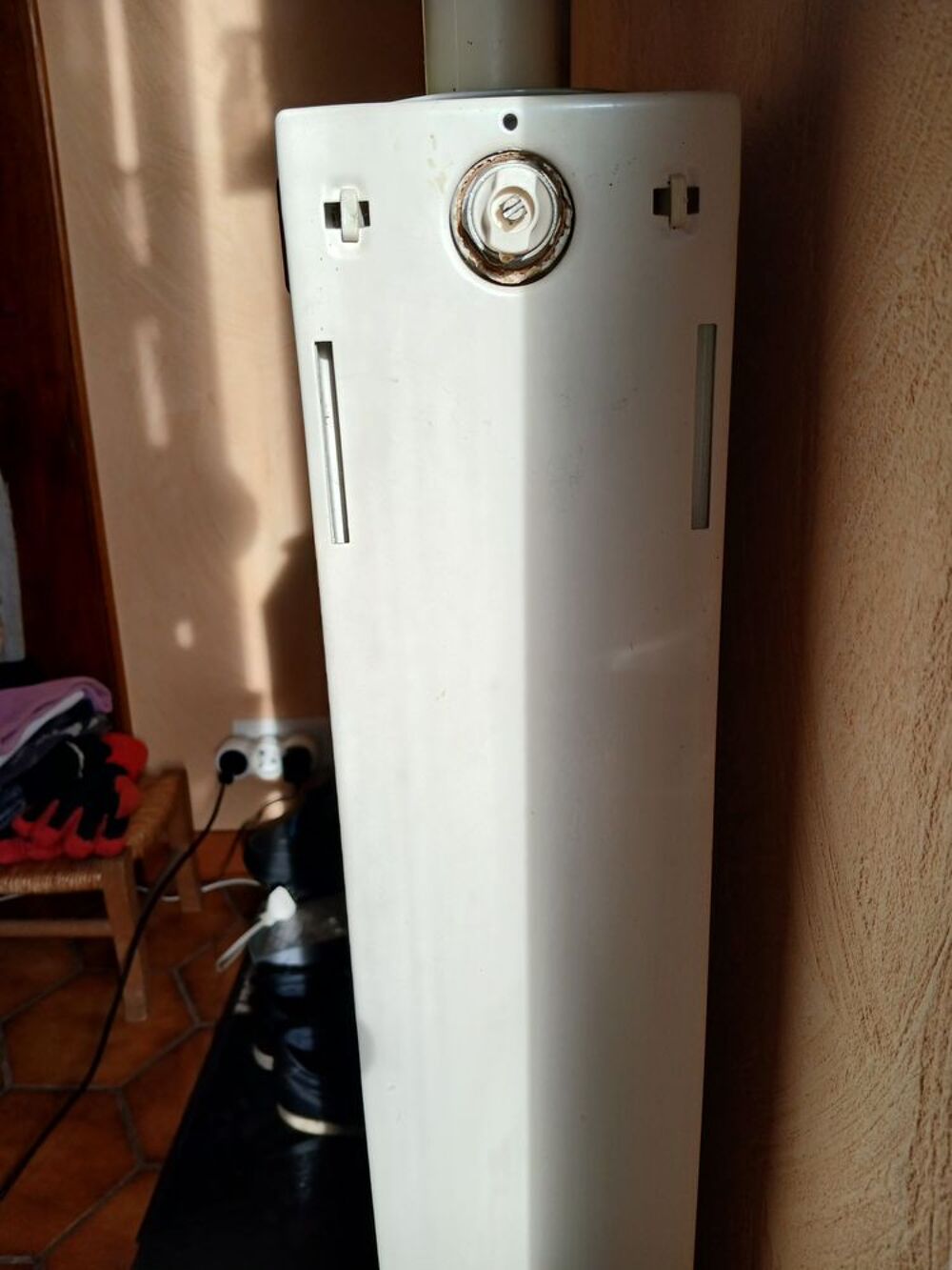 Radiateurs &agrave; eau chauffage central diff&eacute;rents mod&egrave;les Electroménager