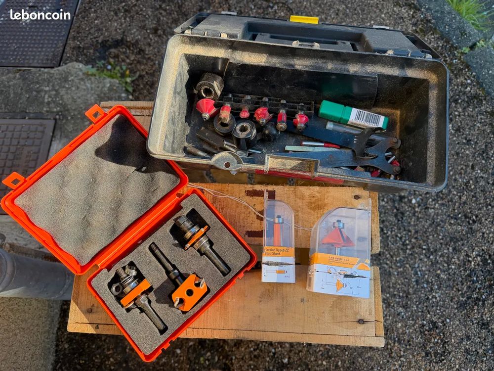 D&eacute;fonceuse TRITON TRA 001 2400 W Bricolage