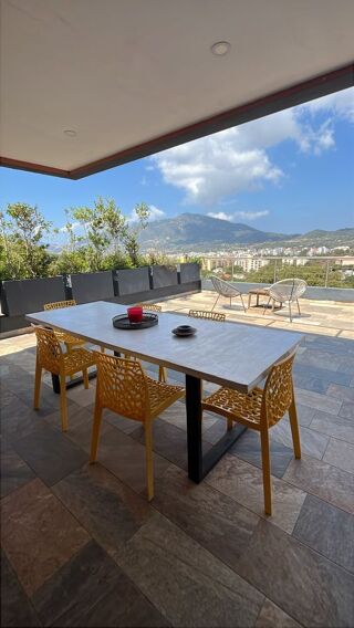 Maison 6 pièces 217 m² · à Ajaccio · 217 m² · 895 000 €