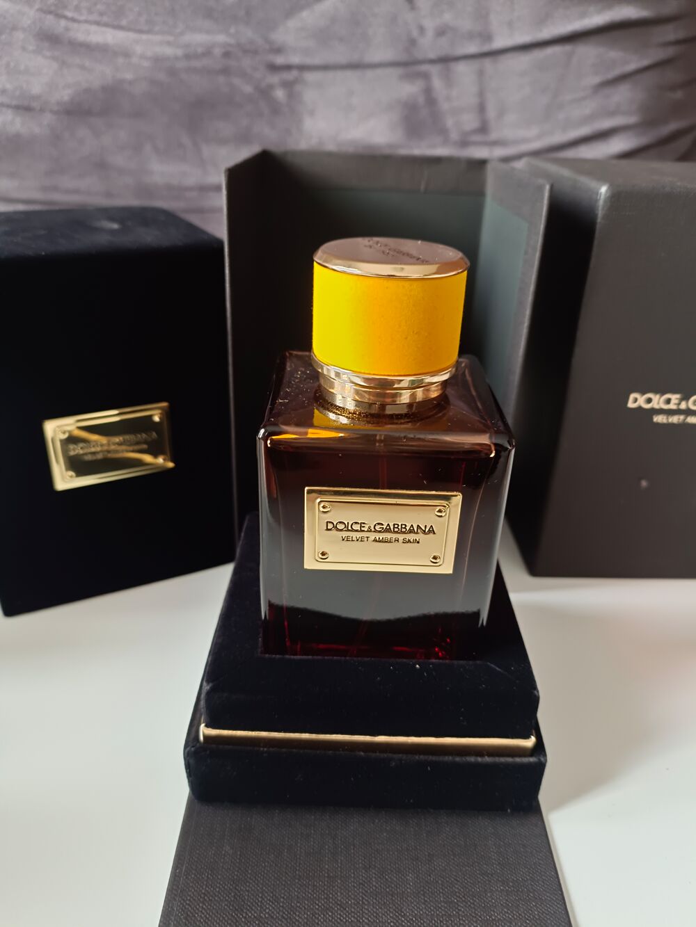 parfum de luxe velvet umber skin 150 ml Bijoux et montres