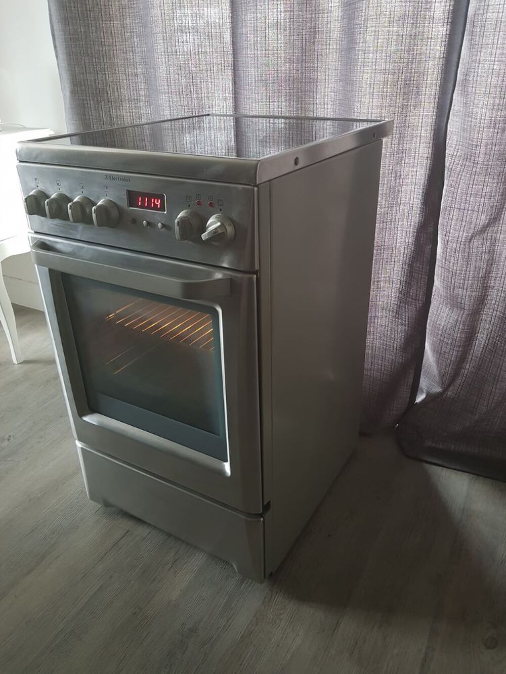 Cuisini&egrave;re vitroc&eacute;ramique ELECTROLUX (Arthur Martin) Electromnager